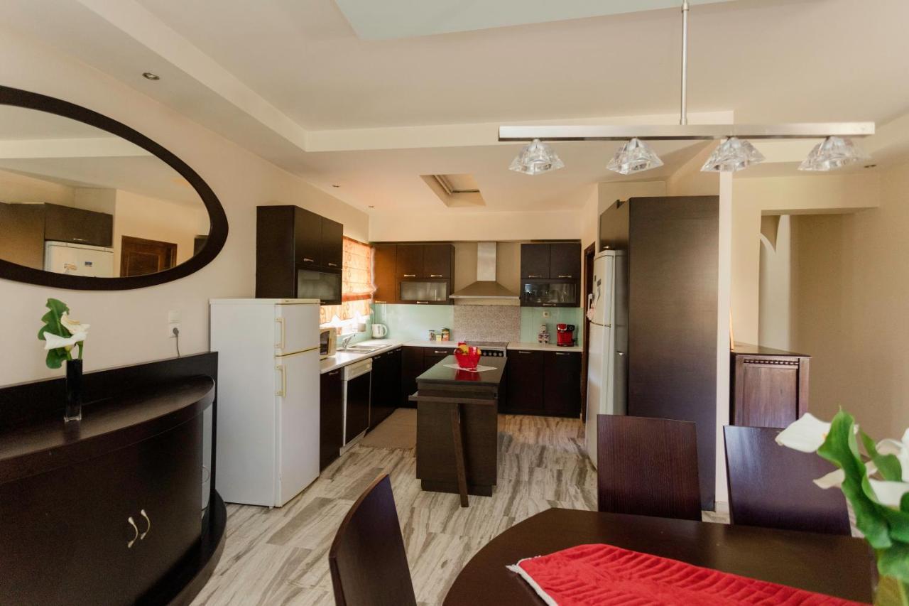 Arias'-Welcoming Guest House Kounoupidhiana Bagian luar foto